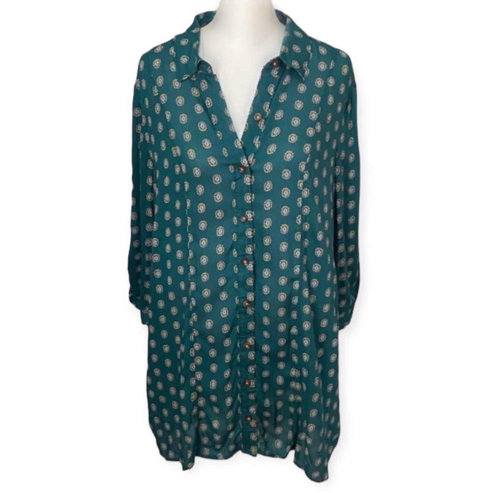 Anthropologie Maeve Green Printed Button Up Tunic Top size women’s medium M
